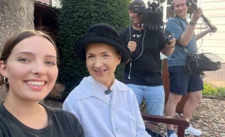 Foto: Stadt Verden. Selfie Alina, Anita, Kamera, Ton.